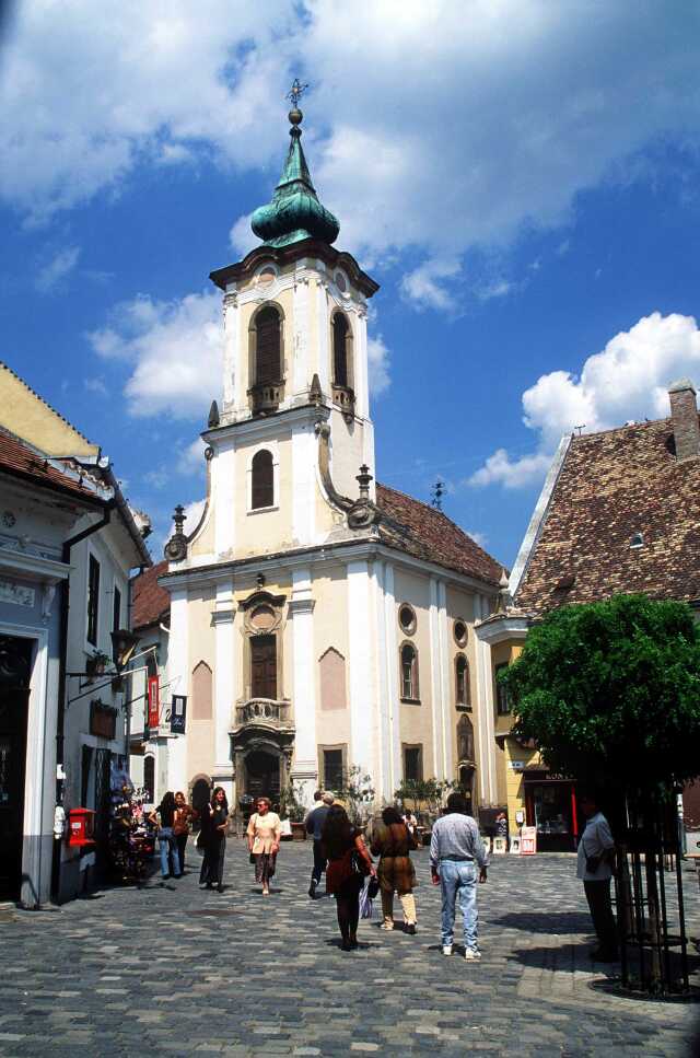 Szentendren kirkko